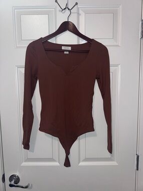 Babaton Brown Long-Sleeve V-Notch Bodysuit